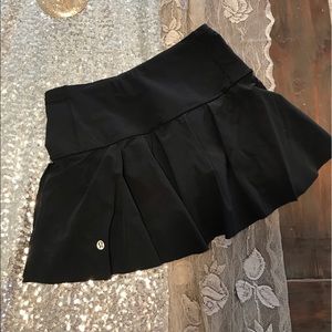 Lululemon skirt size 2